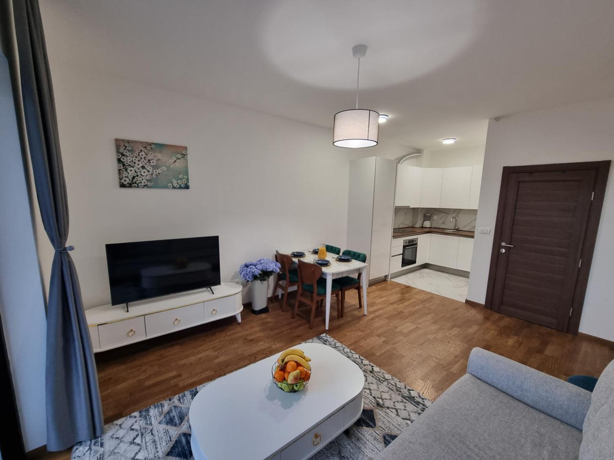 Adriatic Apartments Будва Екстер'єр фото