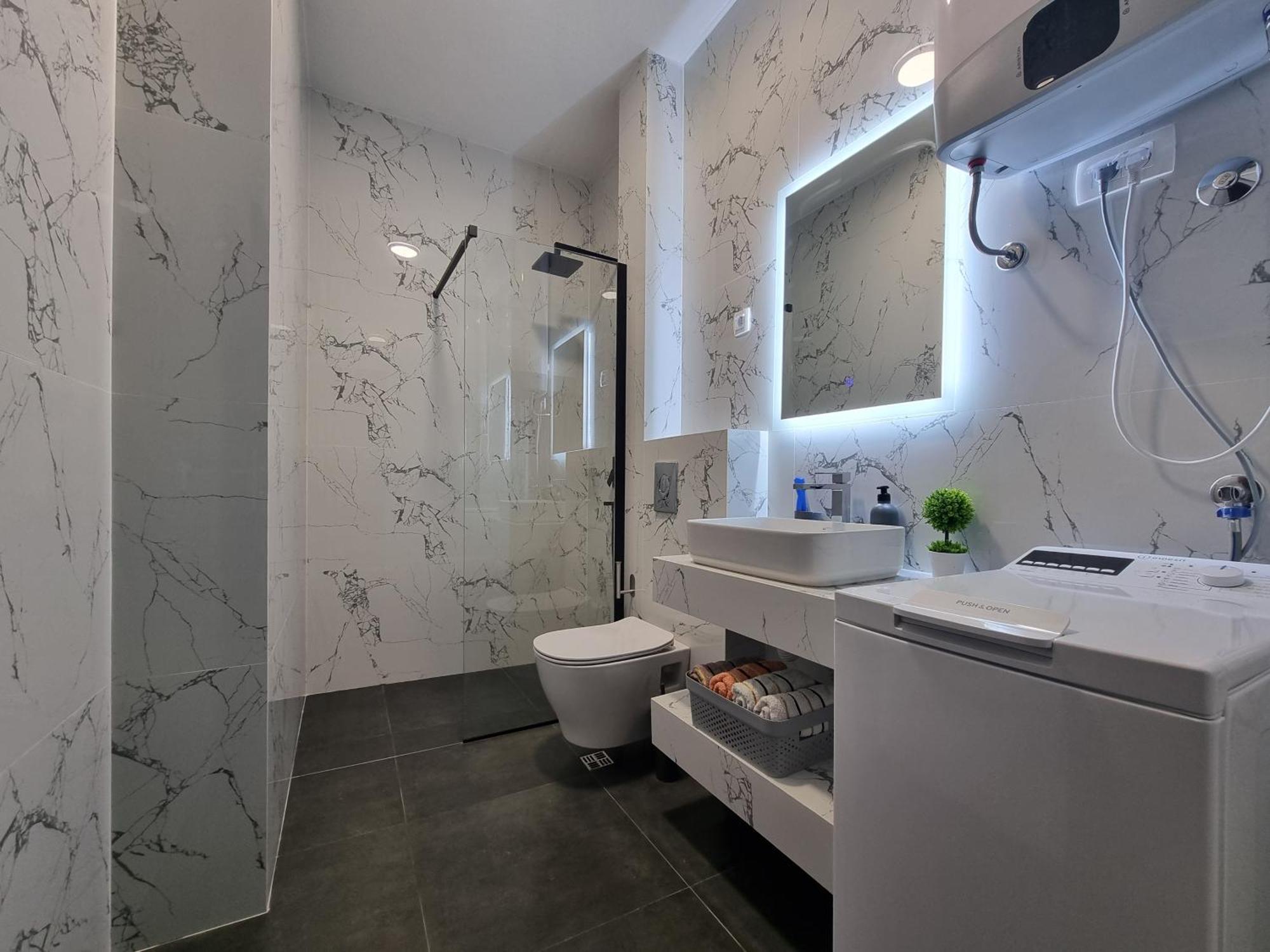 Adriatic Apartments Будва Екстер'єр фото