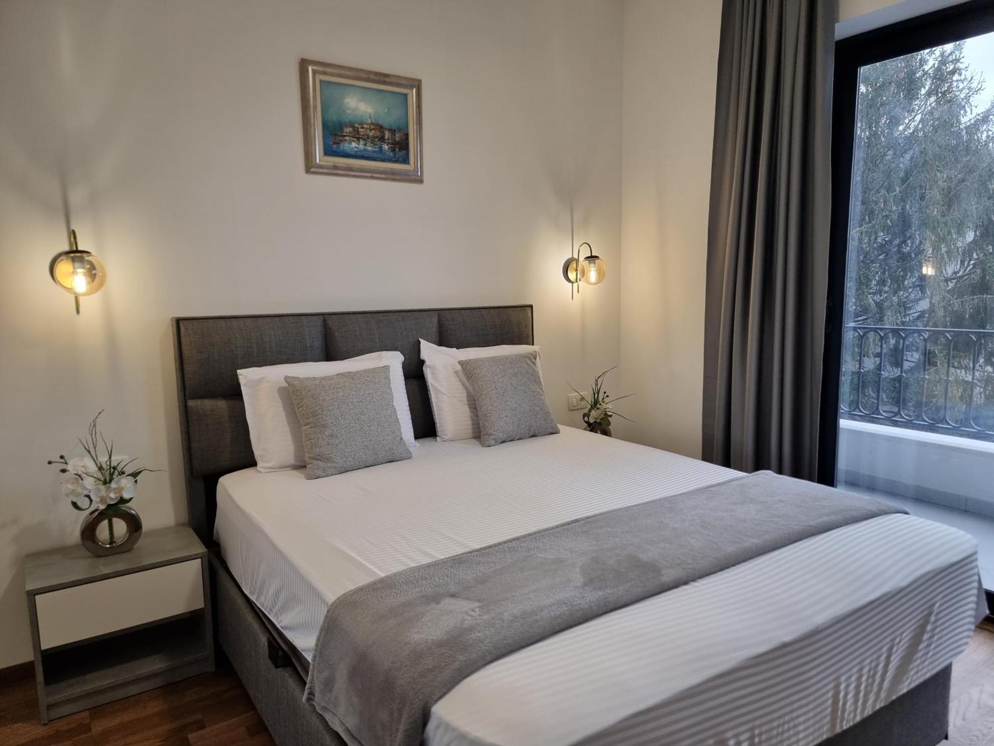 Adriatic Apartments Будва Екстер'єр фото