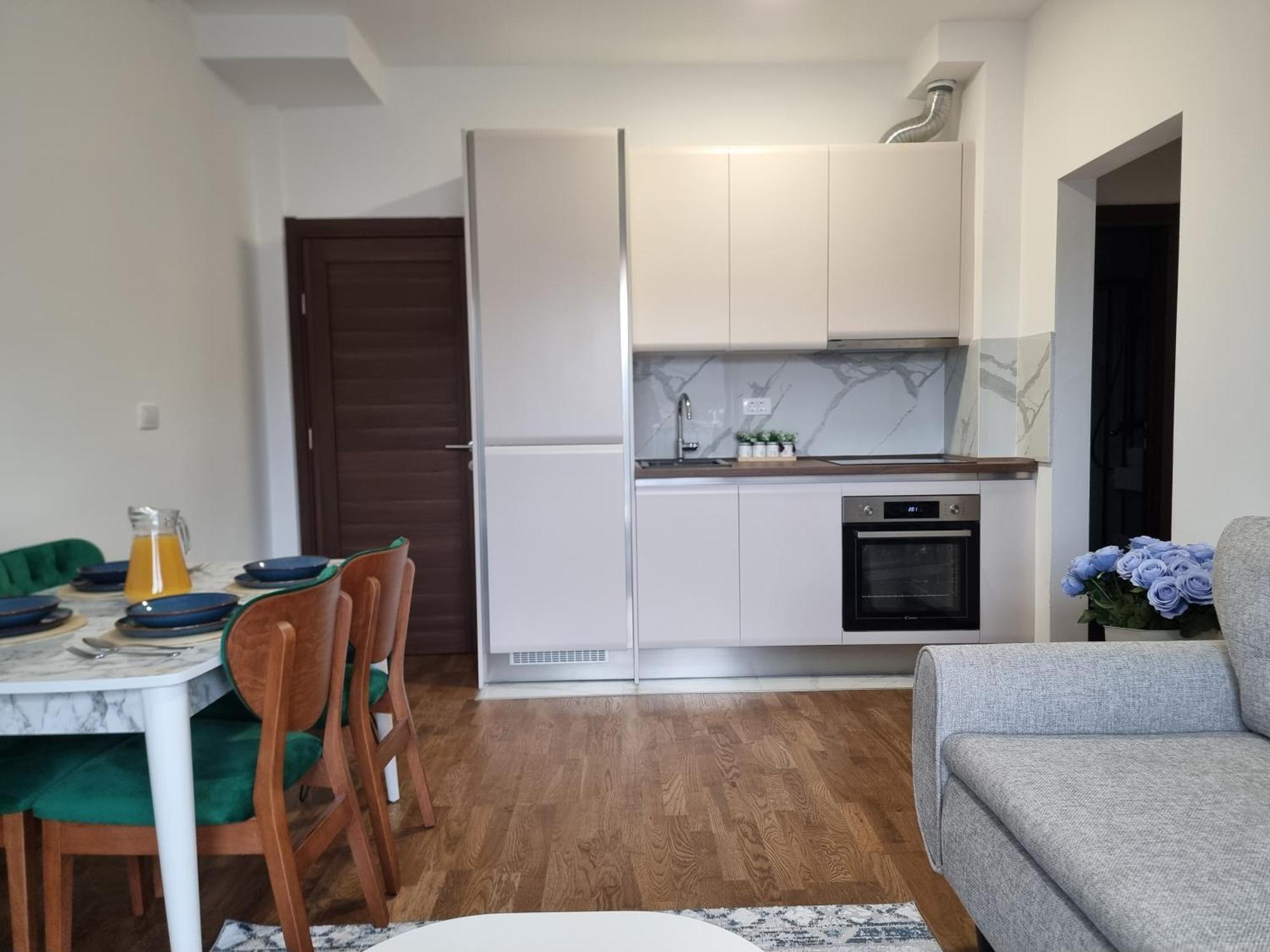 Adriatic Apartments Будва Екстер'єр фото