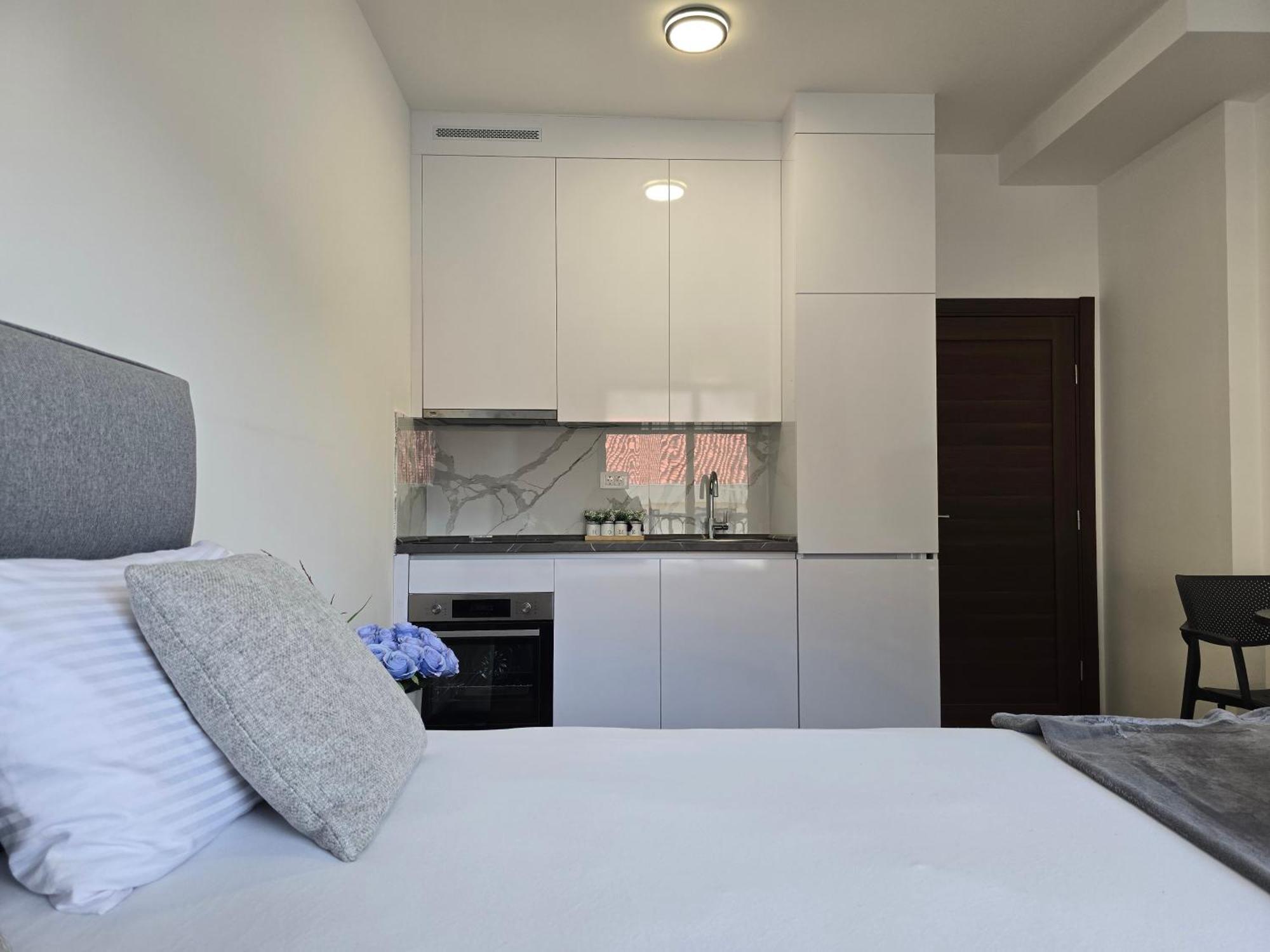 Adriatic Apartments Будва Екстер'єр фото
